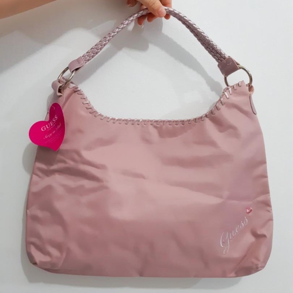 GUESS PINK TRAVEL TOTE BAG NEW with no TAG